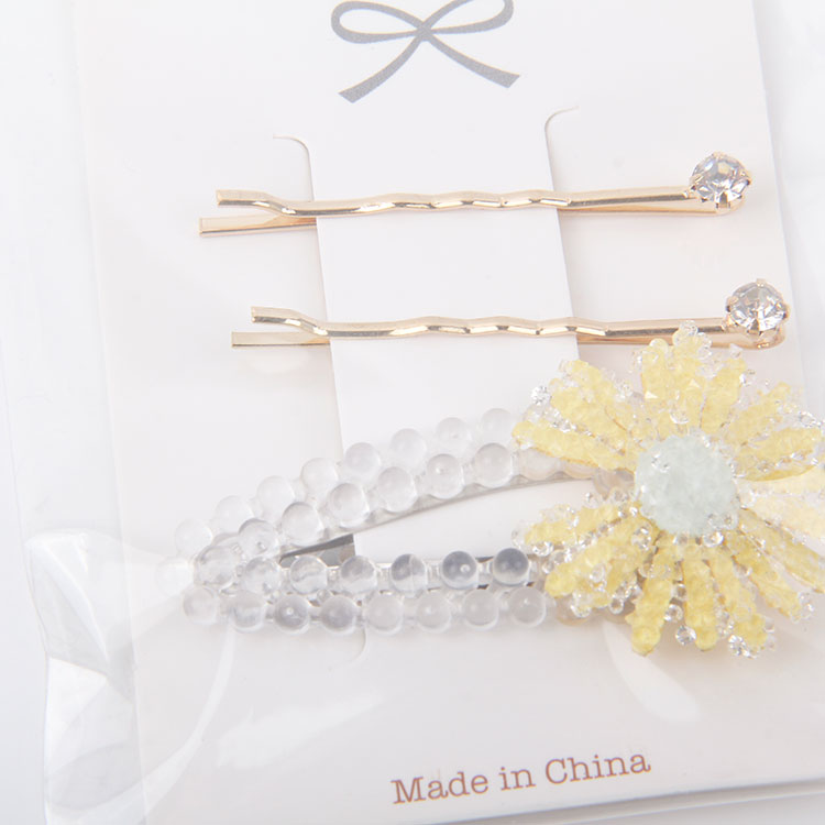 P-2PC Diamond Clip + 1PC Beaded Hair Clip