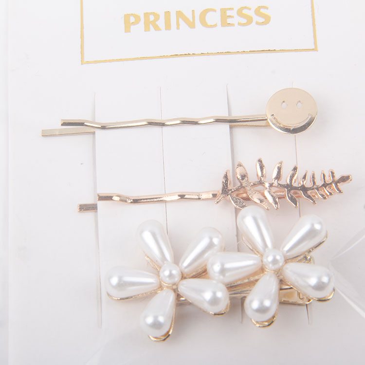 P-2PC Monogram Clip + 1PC Pearl Hair Clip