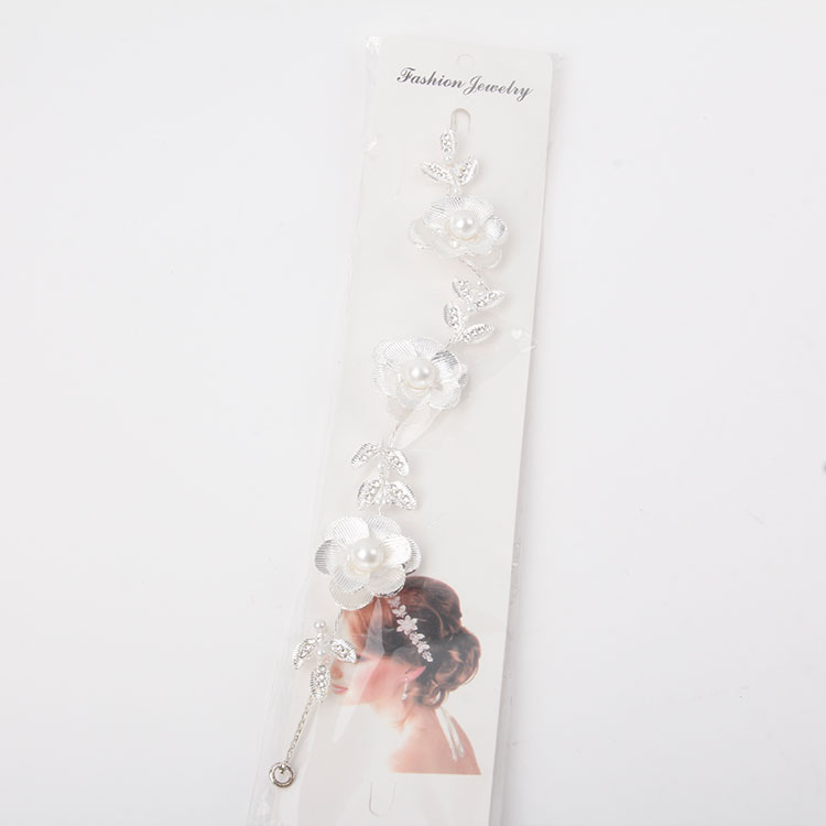 P-Flower Headband Chain With Pearls And Diamonds 1