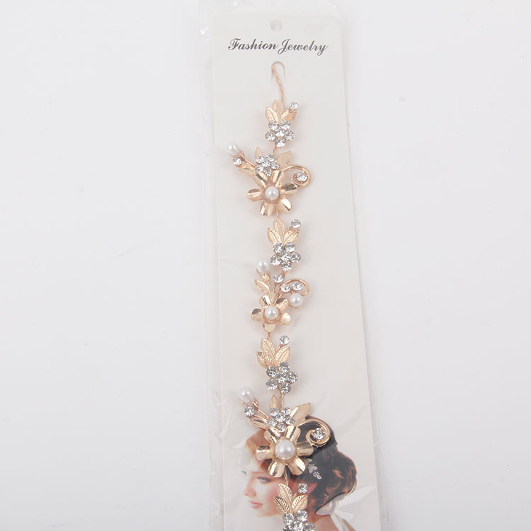 P-Flower Hairband Chain With Pearls and Diamonds 1