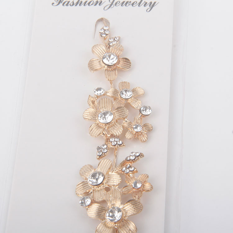 P-Flower Headband Chain With Pearls And Diamonds 3
