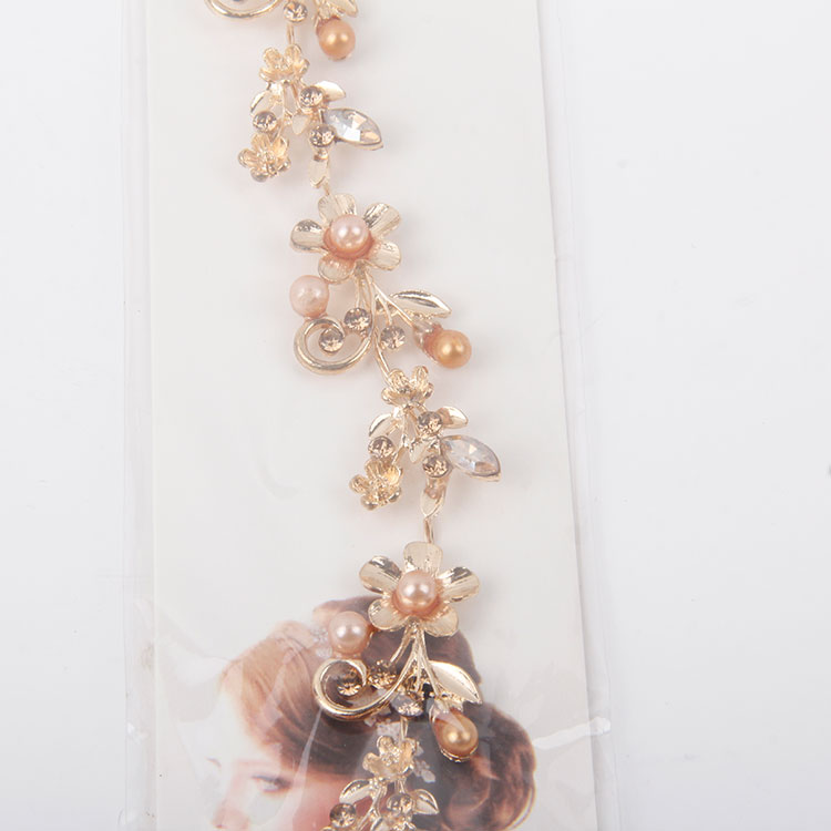 P-Flower Hairband Chain With Pearls And Diamonds 2