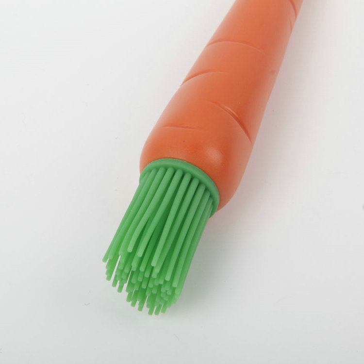 A-Carrot Shaped Plastic Butter Brush